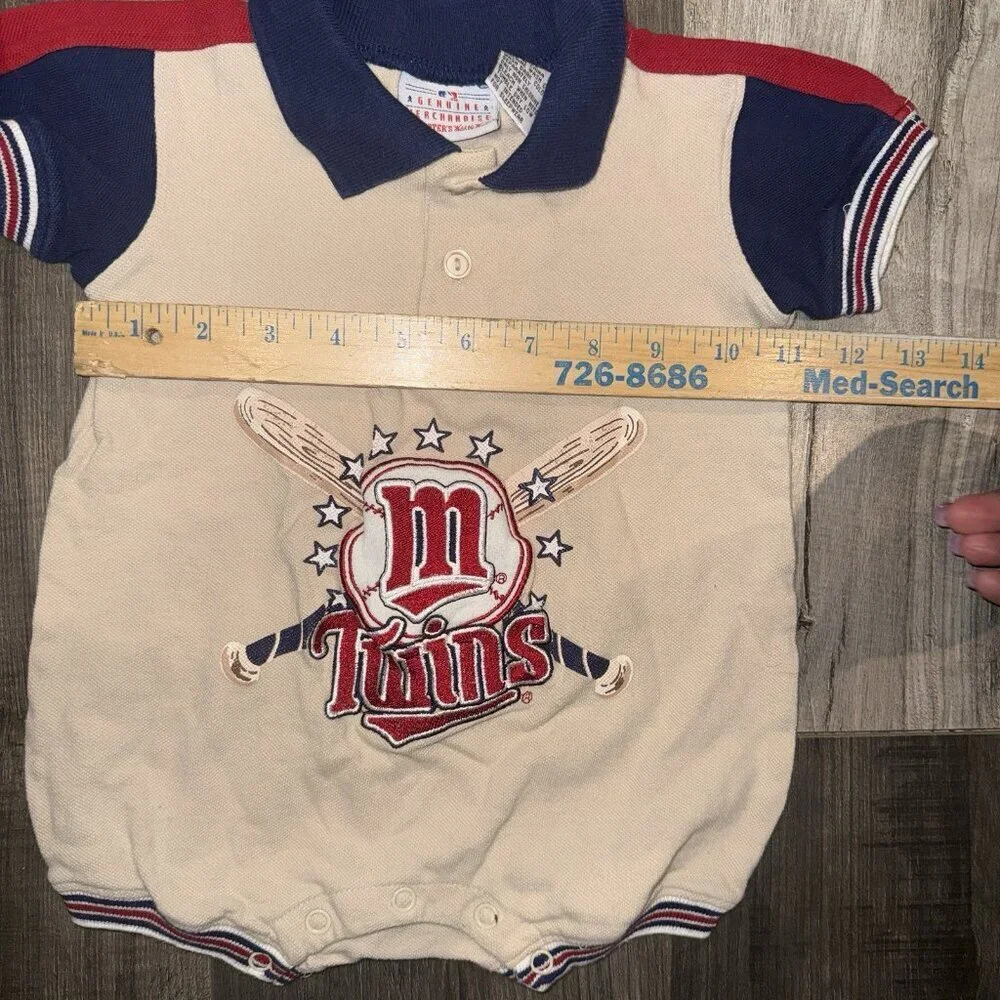 Vintage Minnesota Twins 12 Month One‎ Piece Baby Infant MLB